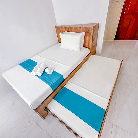 Circuit Hostel ماكاتي المظهر الخارجي الصورة